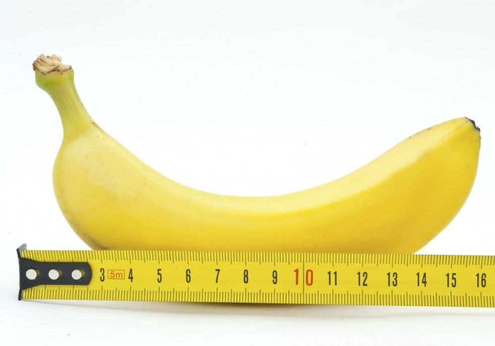 mierzenie rozmiaru penisa na przykładzie banana
